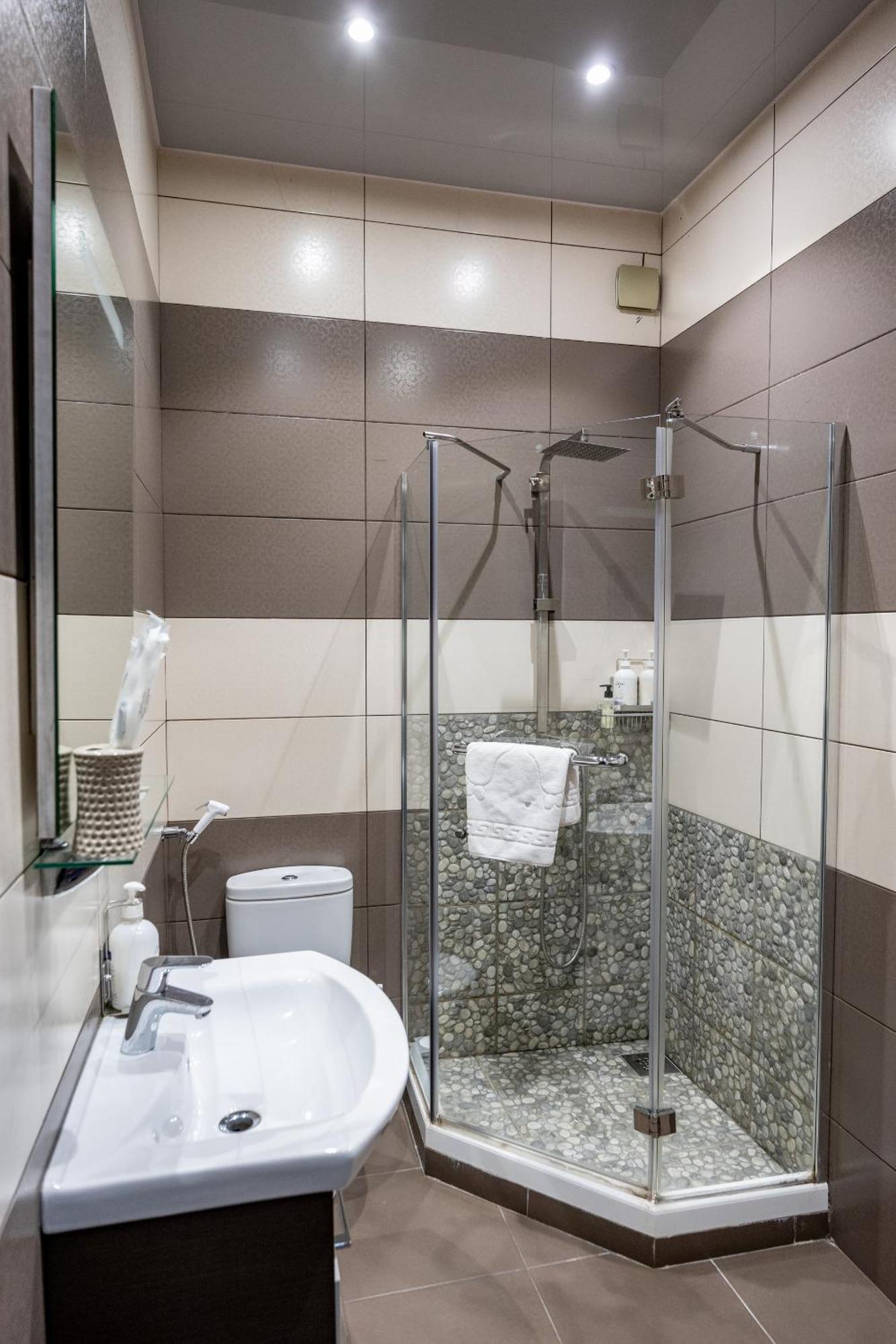 Sololaki Inn Tbilisi Esterno foto
